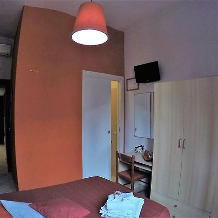 Dama Di Roma Hotel Luaran gambar