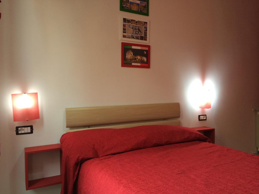 Dama Di Roma Hotel Bilik gambar