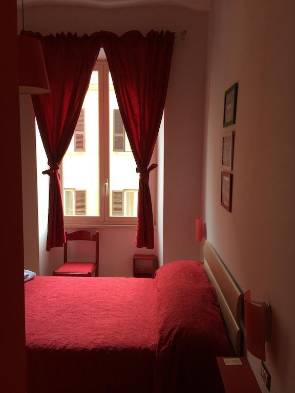 Dama Di Roma Hotel Bilik gambar