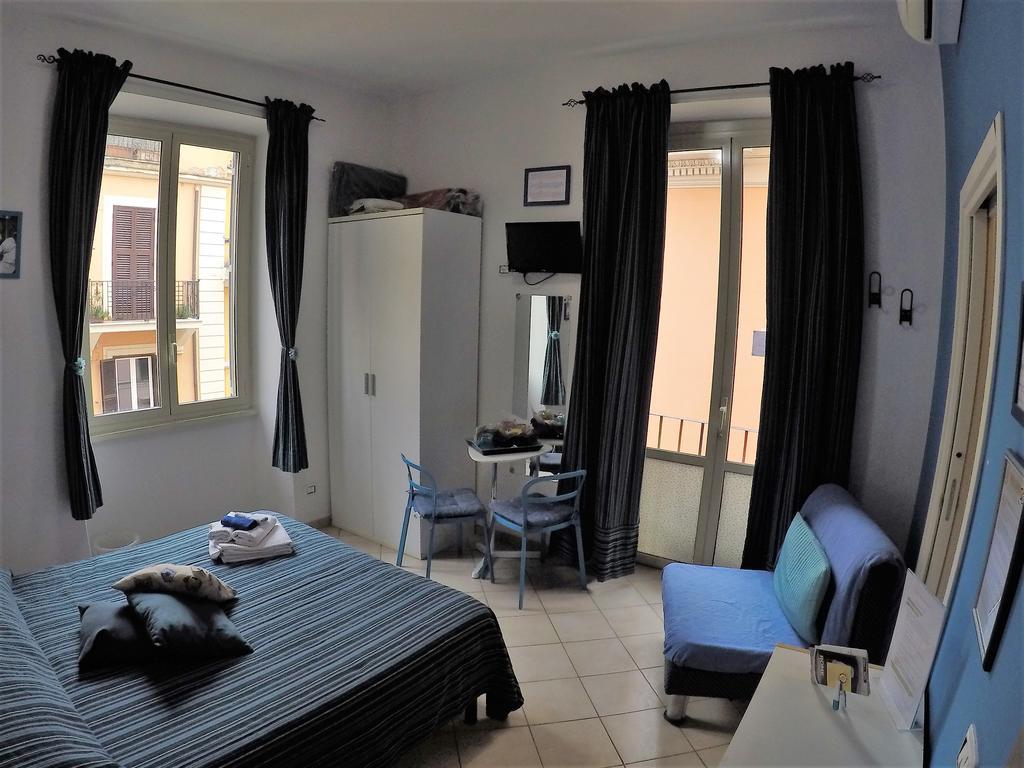 Dama Di Roma Hotel Bilik gambar